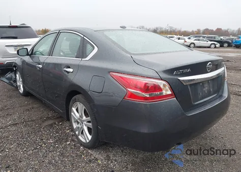 2013 Nissan Altima 3.5 Sv z USA, uszkodzony, nr VIN 1N4BL3AP5DC158034
